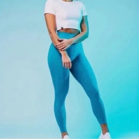 Alphalete Other - Alphalete Leggings